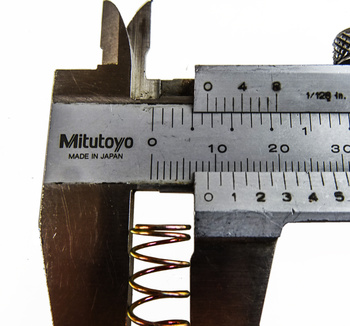 Mikuni 16mm trottelfjäder (VM16-137)